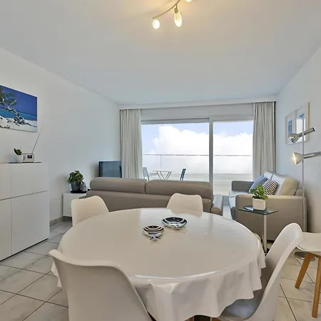 In With Sea Views 아파트 *